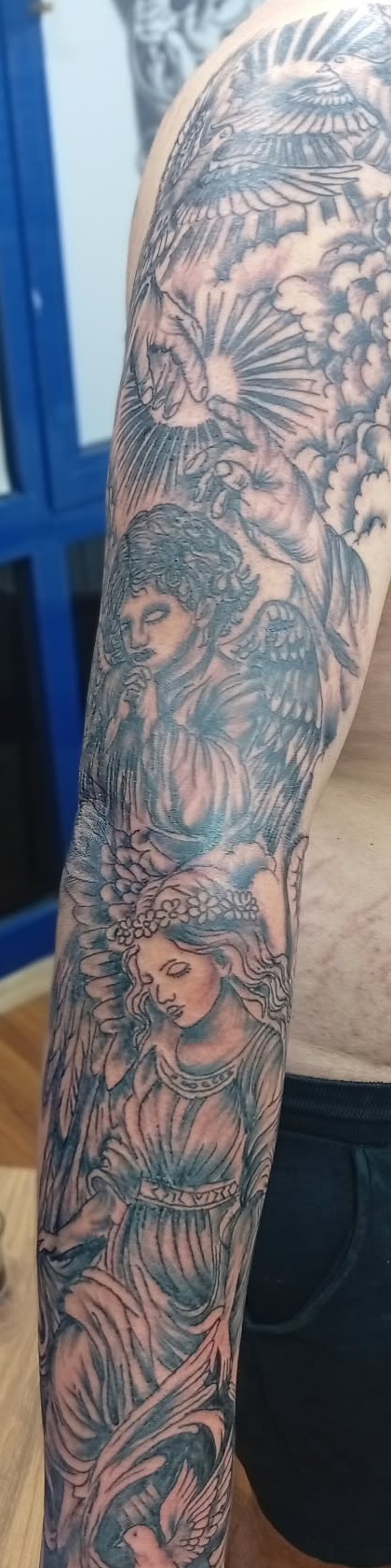 Tam Kol Melek & Bulut Sleeve